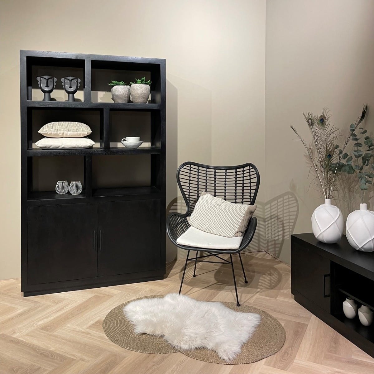 Livingfurn vitrinekast Jaxx Black 120cm