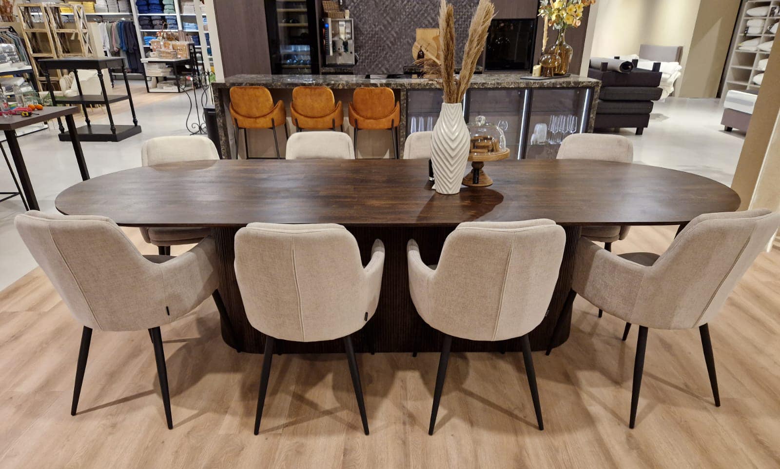 Livingfurn eettafel Salvator Walnut 300cm