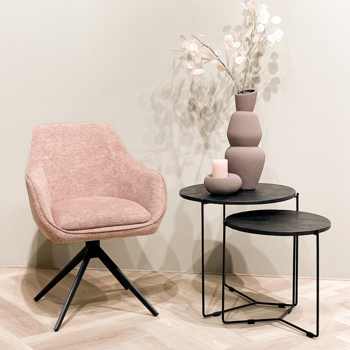 Livingfurn eetkamerstoel Thomas draaibaar met arm Brique