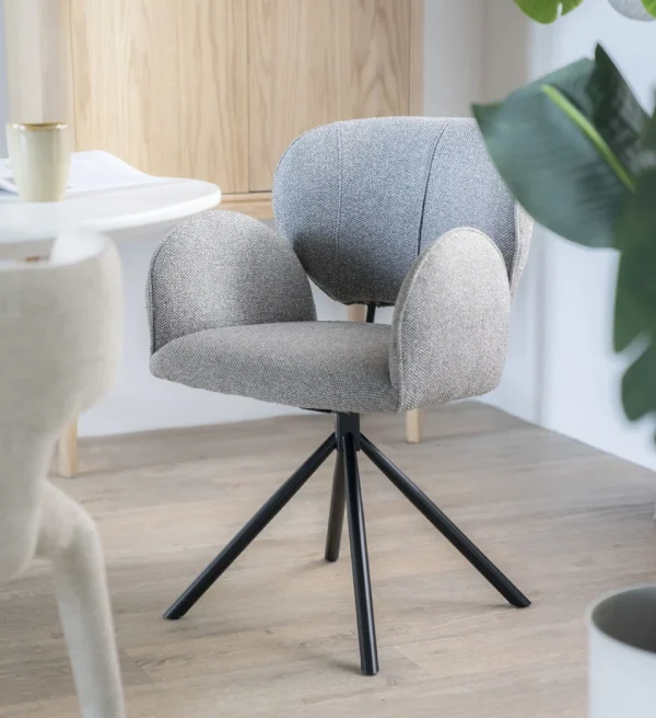 Eleonora Eetkamerstoel Rosalin draaibaar met arm bruin