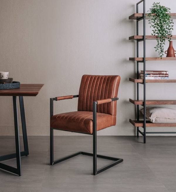 Tower Living eetkamerstoel Ferro met arm lichtbruin