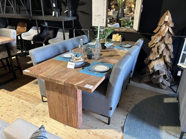 SHOWMODEL UrbanSofa Outdoor Dining set Marbella 1 eetbank met 3 stoelen