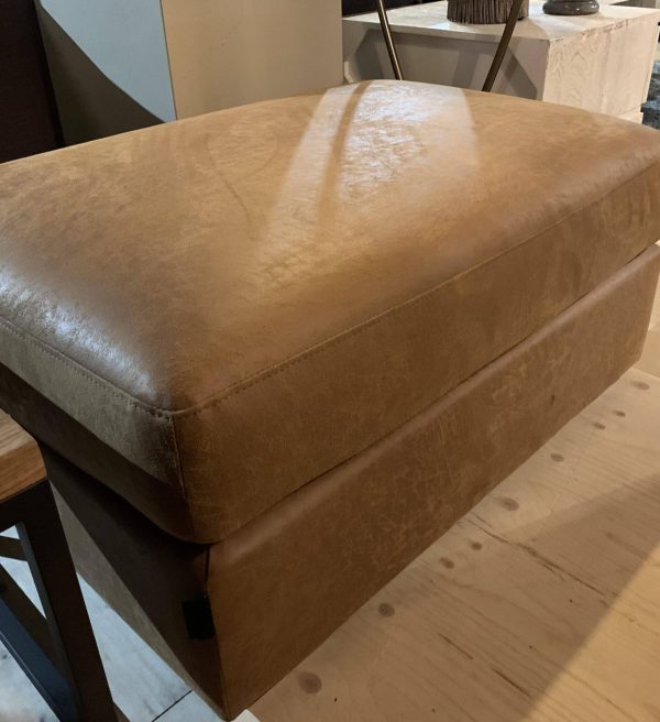 SHOWMODEL UrbanSofa hocker Giorno 60 x 90 cm