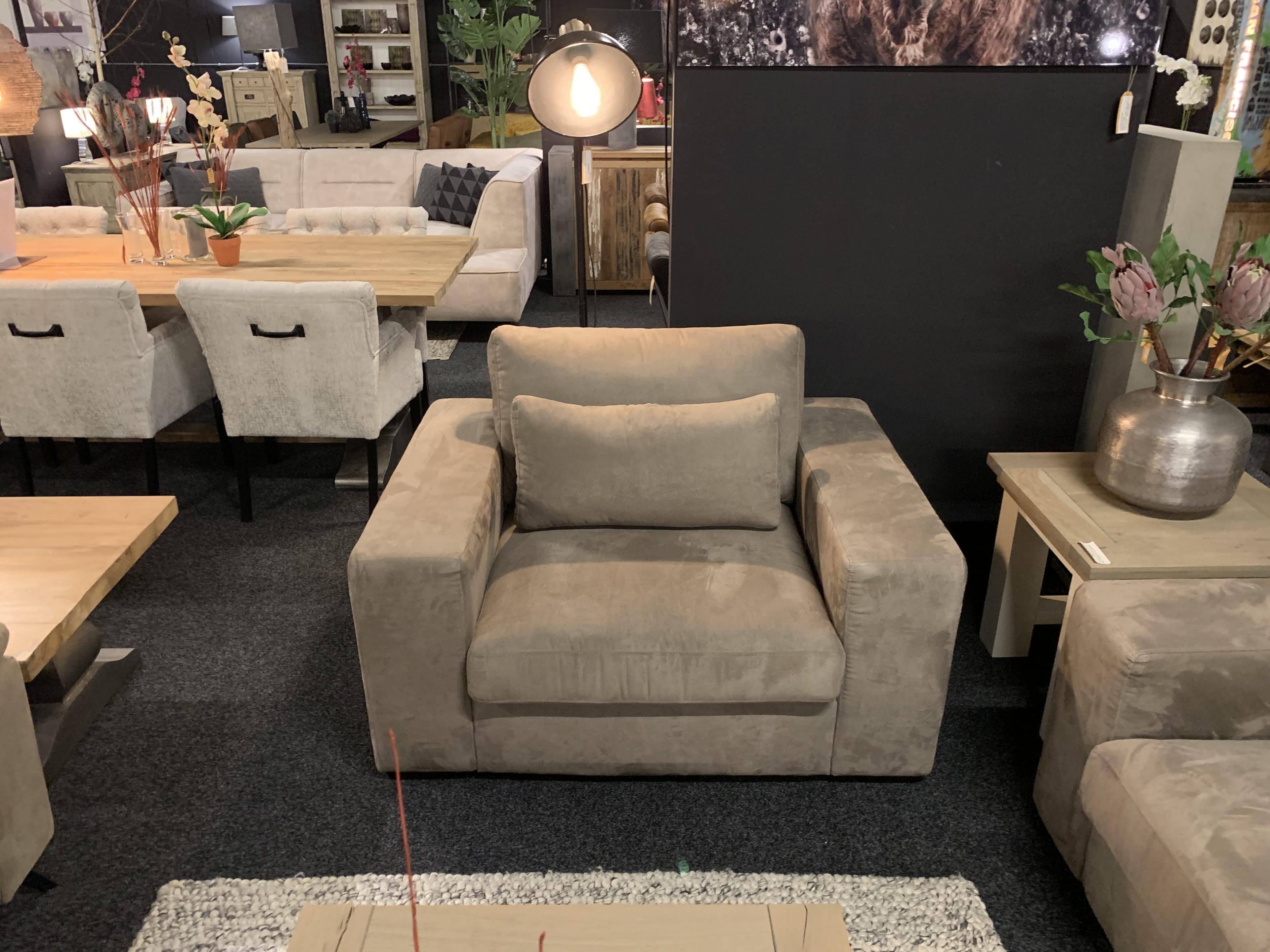 SHOWMODEL UrbanSofa fauteuil/ loveseat Lorenzo