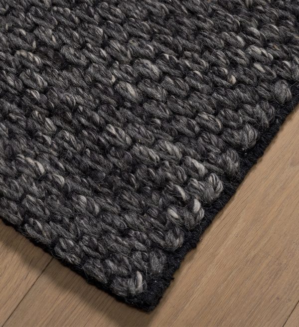 SHOWMODEL UrbanSofa vloerkleed Shantra Wool Basalt 160x240