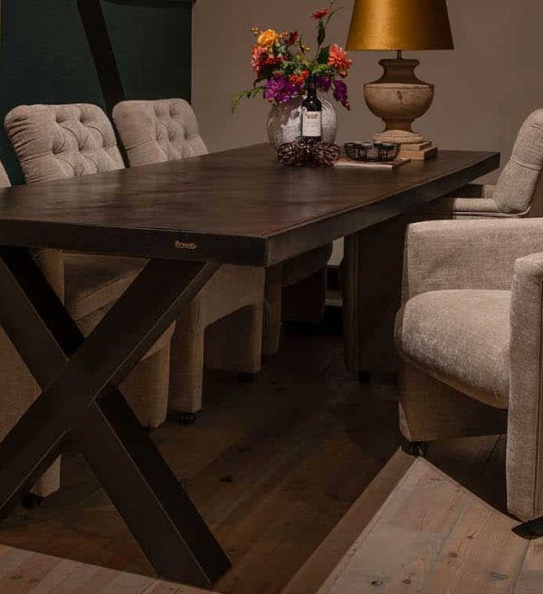 UrbanSofa eetkamerstoel Bordeaux met arm