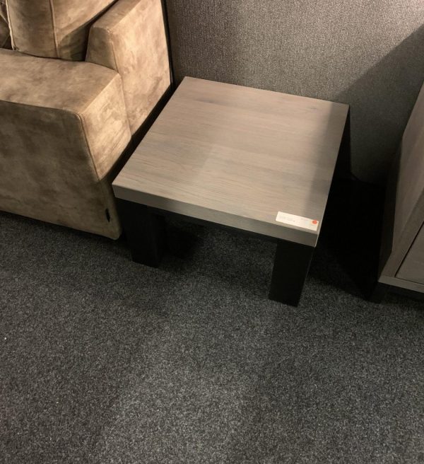 SHOWMODEL Tower Living hoektafeltje Corfu eiken