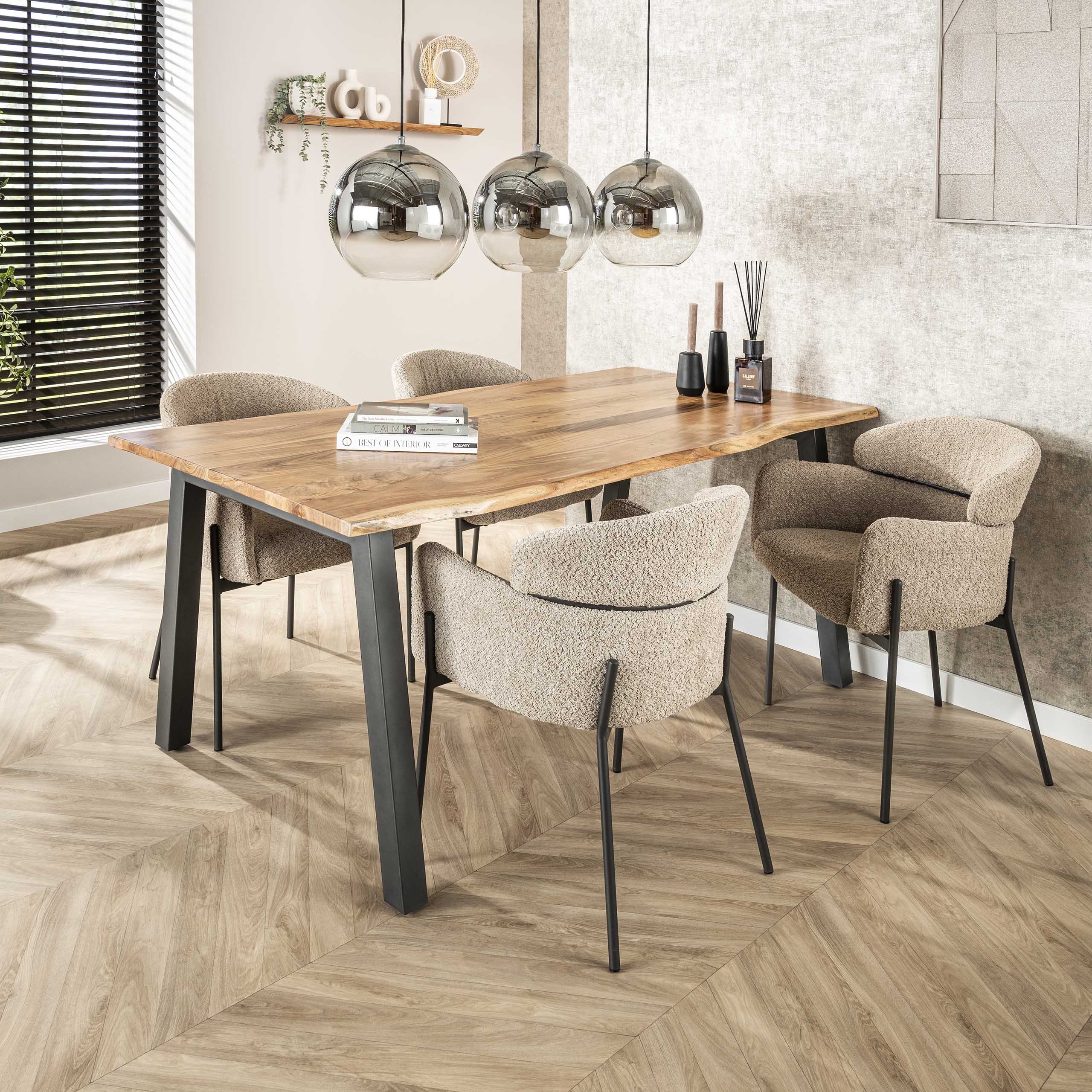 Eettafel Edge 180cm / Massief acacia