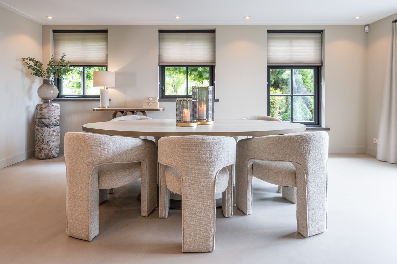 Richmond Interiors eettafel Tivoli 230 cm ovaal keramiek