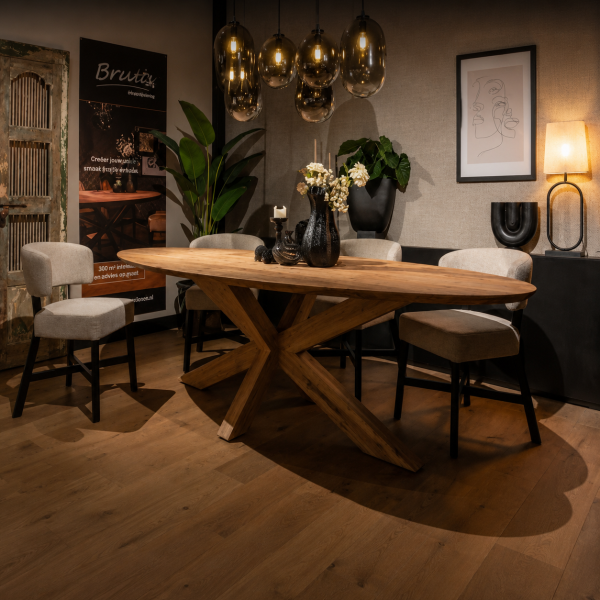 UrbanSofa-Matteo-eetkamerfauteuil-Mulberry-Sand-Espen-Ovaal-eettafel-Woodbury-Wooden-Spider-Leg-B