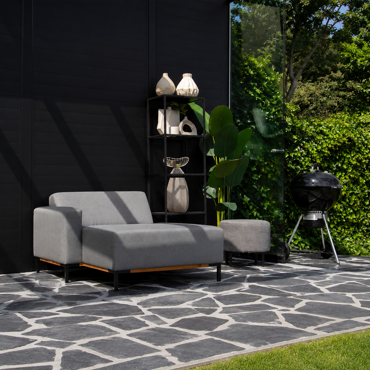 UrbanSofa-Outdoor-stoffen-tuinbanken-Marbella-Daybed-Sunbrella-Natte-Charcoal