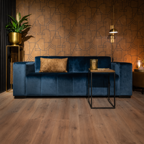 UrbanSofa-Pascalle-Sofain-Satin-Royal-Blue