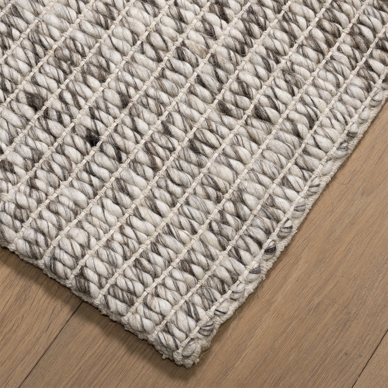 SHOWMODEL UrbanSofa vloerkleed Shantra Wool Moraine 160x240
