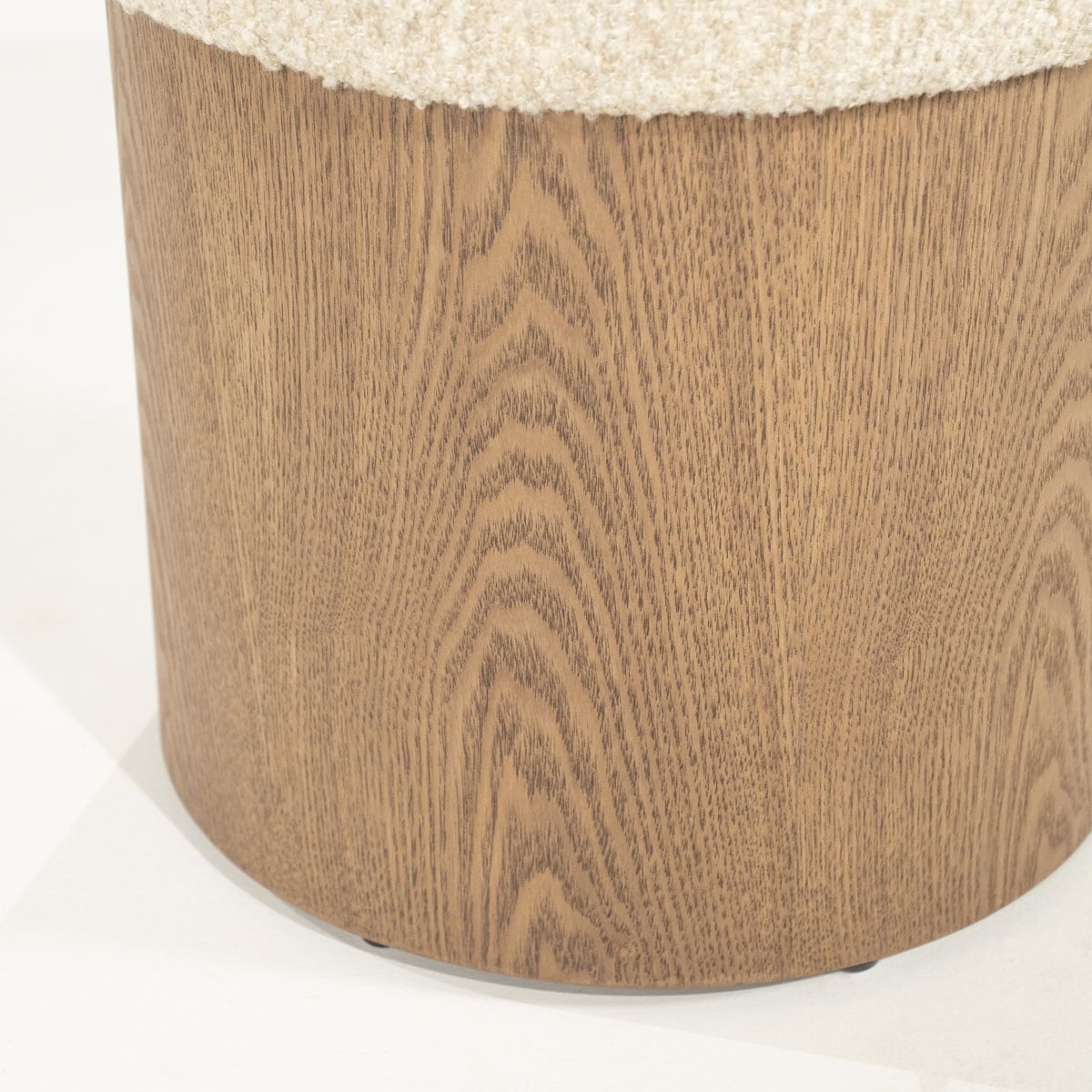 Eleonora poef George beige