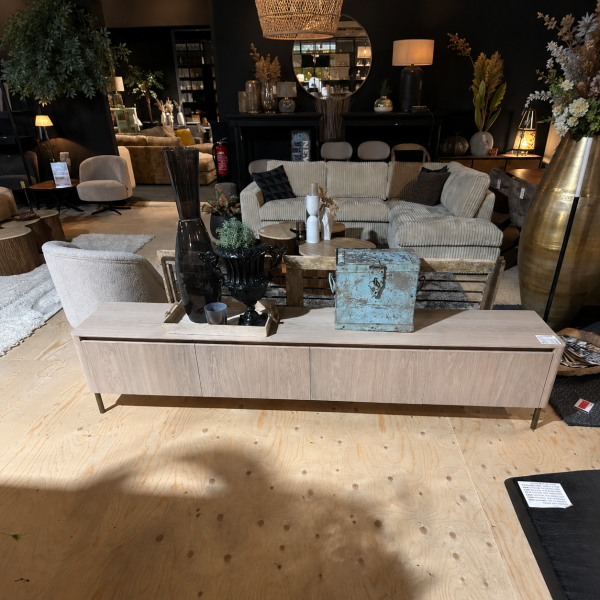 SHOWMODEL Van der Drift tv meubel Kobe eiken 240x40x36 cm