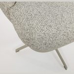 stof Nijwie MySons eetkamerstoel JLo - beige draaipoot 360 - Cuzco - Fog 3 - Star Collection